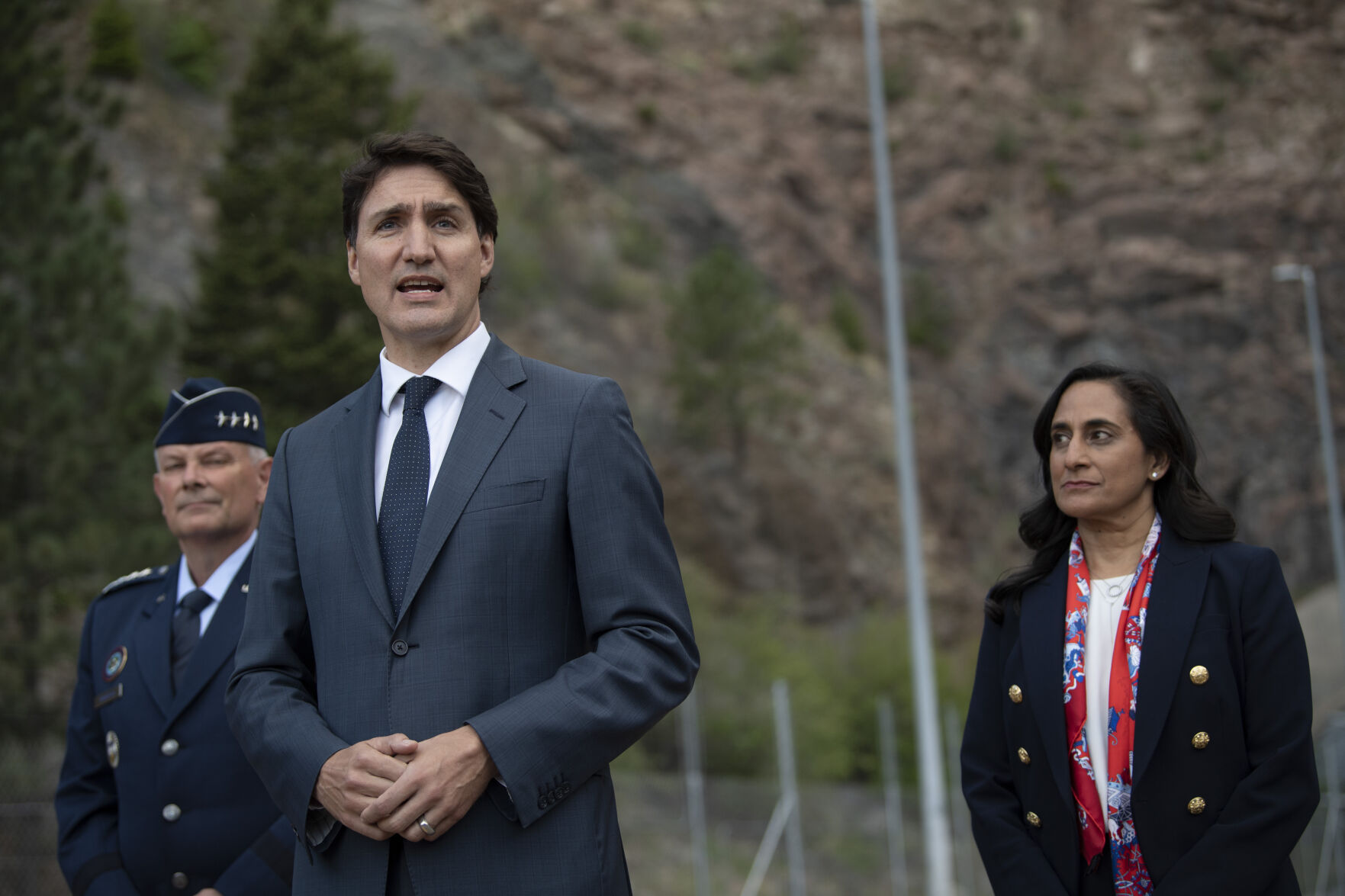 060822-news-trudeau 6.jpg